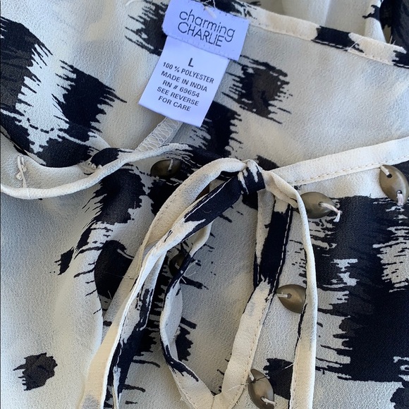 Charming Charlie blouse L - Picture 5 of 6